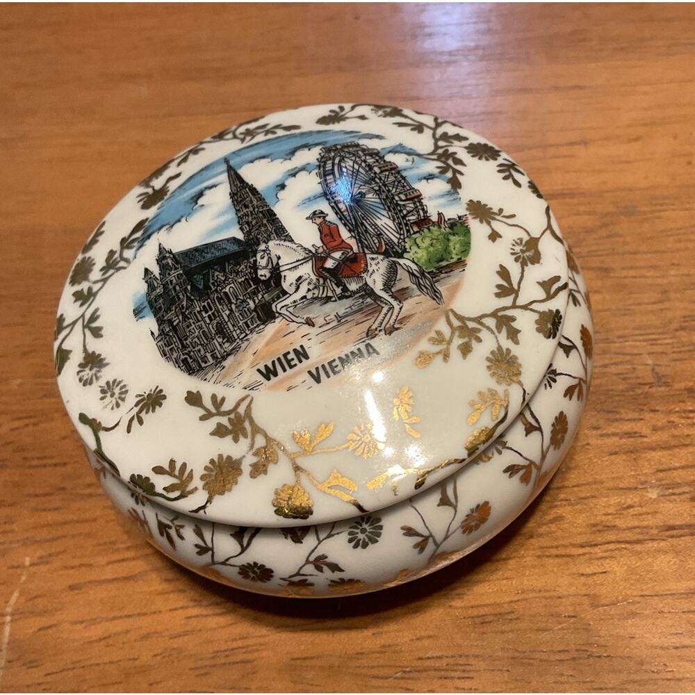 Bavarian Creidlitz Porcelain Trinket Dresser Dish Made In Germany